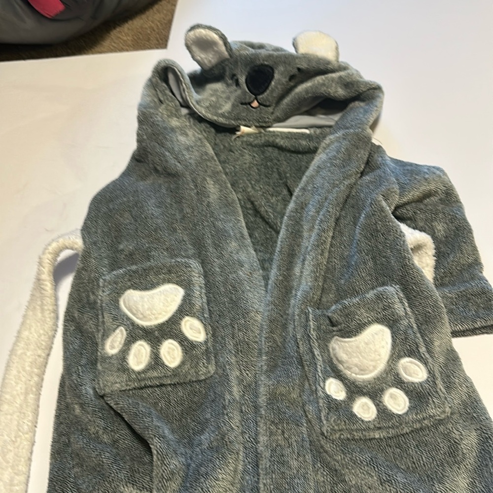 Boys toddler cat and jack koala bathrobe size 4t/5t